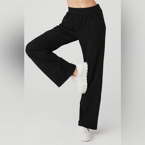 Alo yoga mesh all star wide leg pant size L